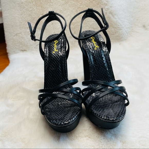 *** SOLD *** Platform Heel - Picture 3 of 4